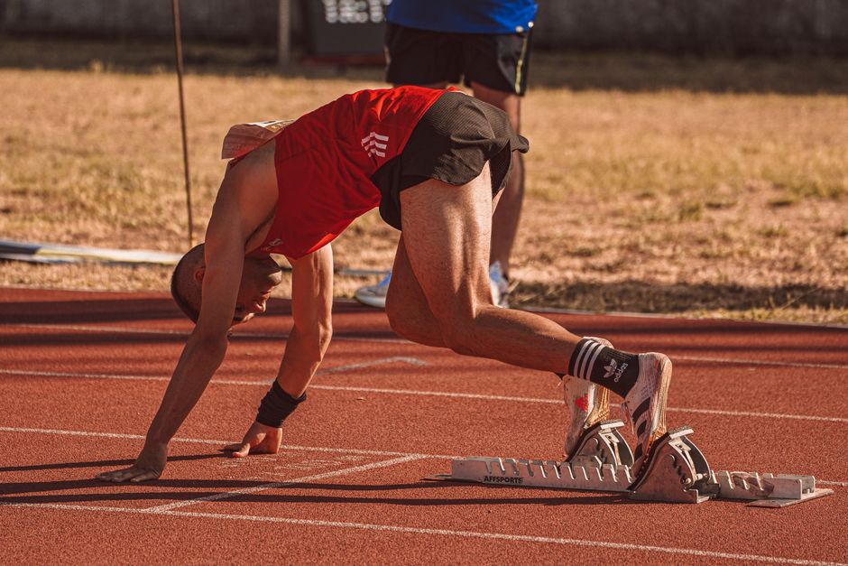 Speed Training Guide: How to Run Faster in 2026